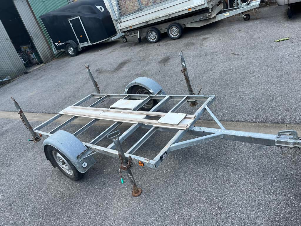 Remorque multifonctions, Enlèvement, Utilisé