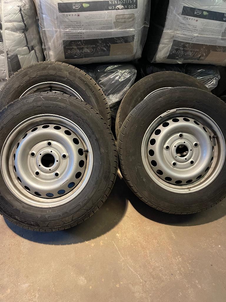 jantes avec pneus d'hiver, Autos : Pièces & Accessoires, Pneus & Jantes, 16 pouces, Véhicule utilitaire, Enlèvement, Jante(s)