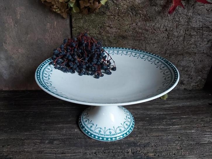 Mooie oude hoge (serveer) schaal op voet Arnold England, Antiek en Kunst, Curiosa en Brocante, Ophalen of Verzenden