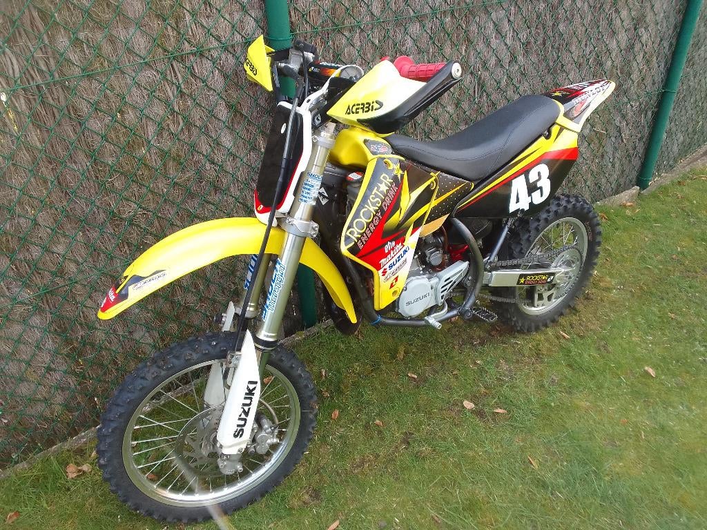 Crossbrommer, Ophalen, Suzuki