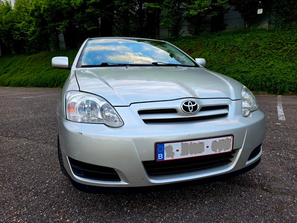 Toyota corolla 1.4i en bon état, Autos, Toyota, Corolla, Essence, Euro 4, Enlèvement
