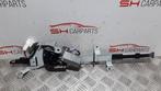 Approche ceinture droite d'un Mercedes CLK, 3 mois de garantie, Utilisé, -, -
