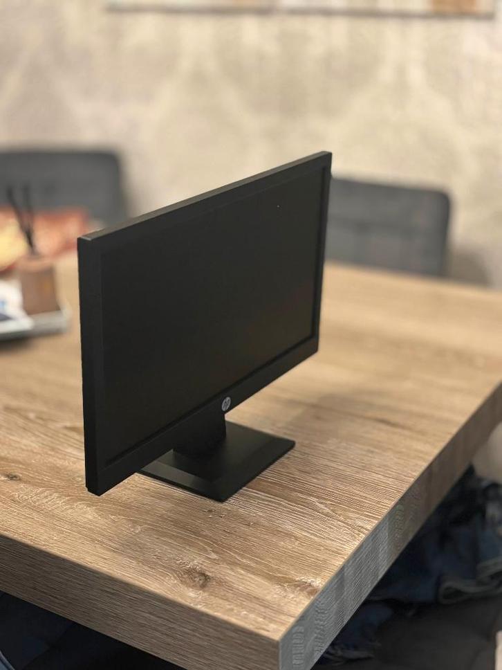2x HP Monitor – 60Hz – €40 voor beide, Computers en Software, Monitoren, Zo goed als nieuw, 60 Hz of minder, DisplayPort, DVI