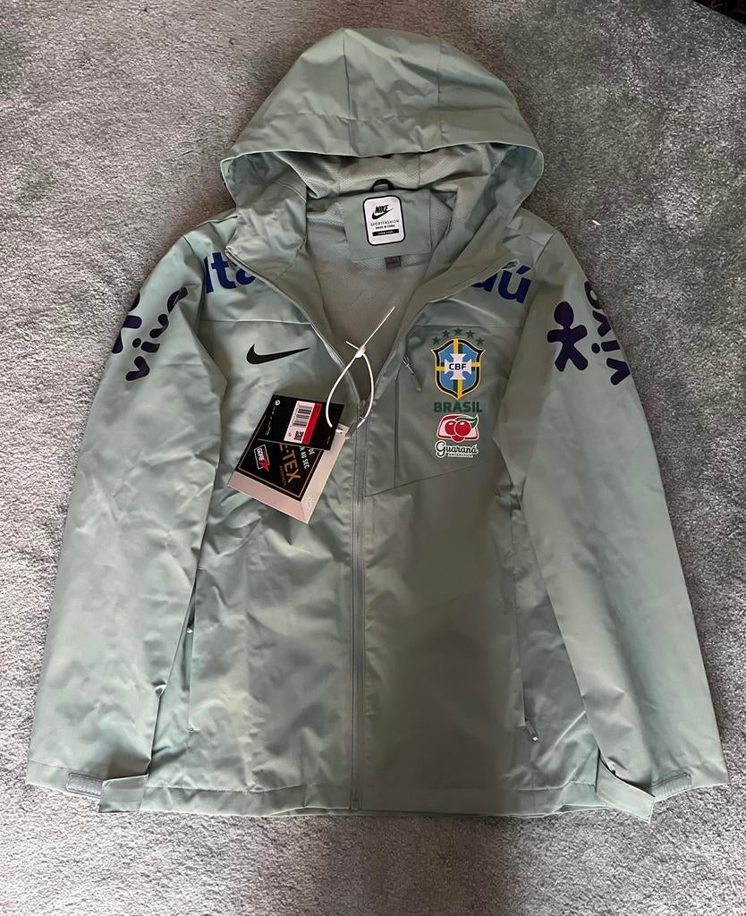 Jas Braziliaanse voetbalelftal maat L, Kleding | Heren, Jassen | Winter, Ophalen of Verzenden, Zo goed als nieuw, Maat 52/54 (L)