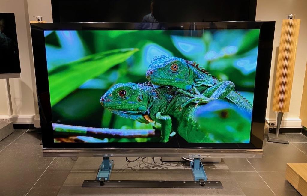 Bang & Olufsen Beovision 12-65 met slechts 63 speeldagen B&O, Audio, Tv en Foto, Televisie-accessoires, Ophalen