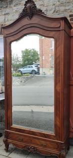 Bonnetière à Grand miroir biseauté, Enlèvement