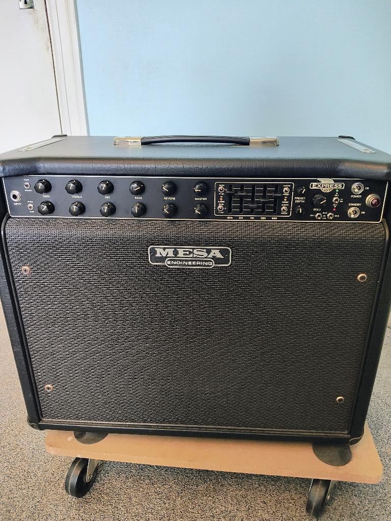 Mesa Boogie Express 5:50+, Muziek en Instrumenten, Versterkers | Bas en Gitaar, Ophalen, Zo goed als nieuw, Gitaar, Minder dan 50 watt