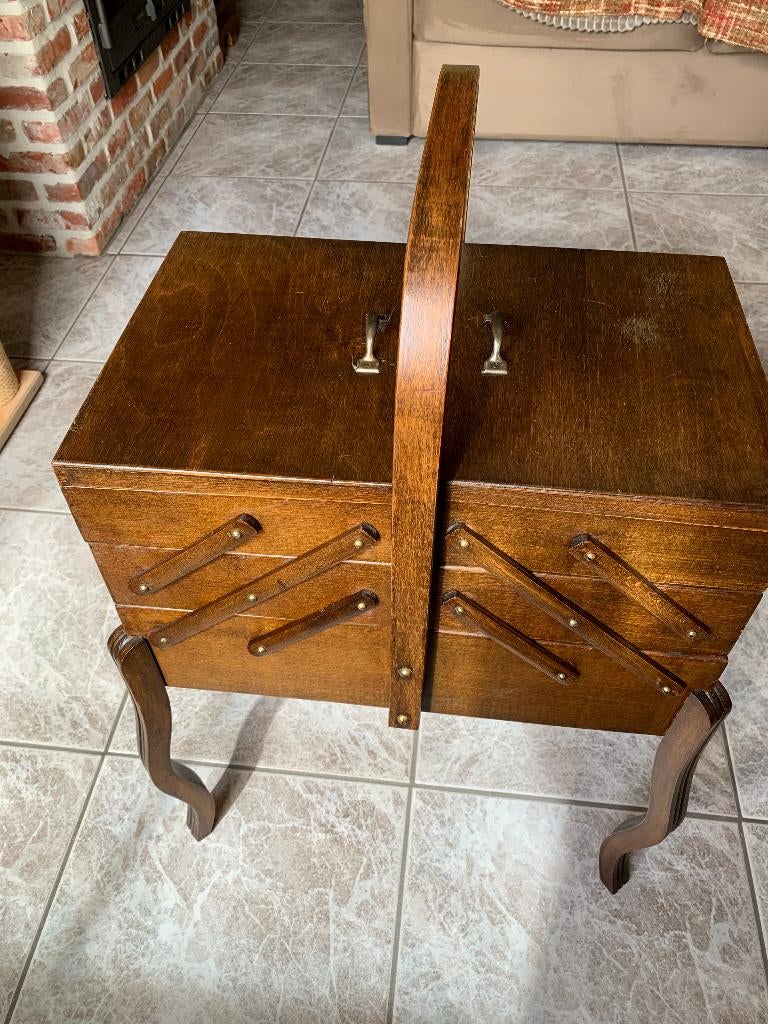 Naaikoffer, Hobby en Vrije tijd, Naaien en Fournituren, Ophalen