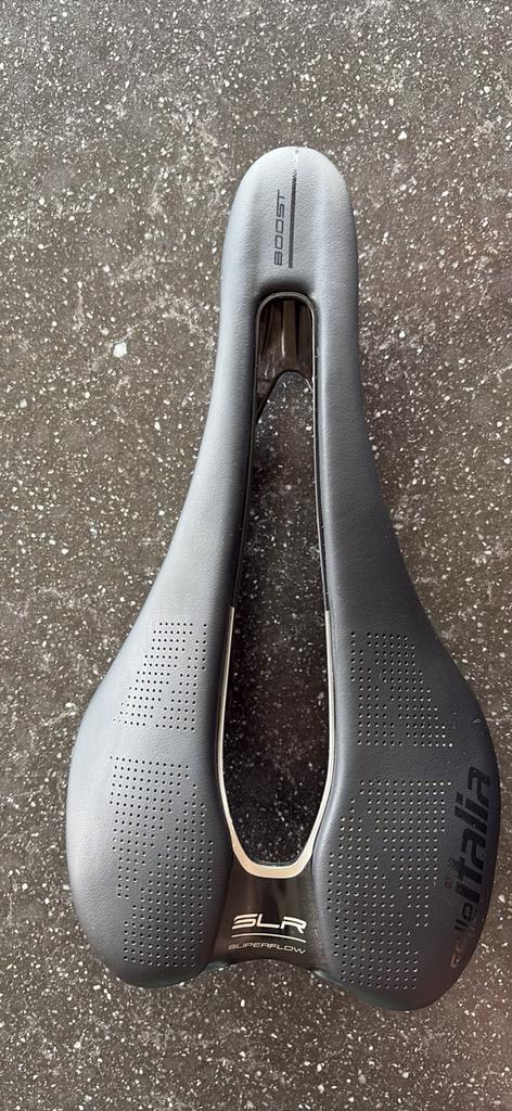 Selle Italia SLR Boost Superflow S saddle Carbon Rails, Fietsen en Brommers, Fietsonderdelen, Ophalen, Zo goed als nieuw, Zadel