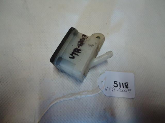 VTR1000F 1997 - 2006 Honda Rempomp potje D1-21346