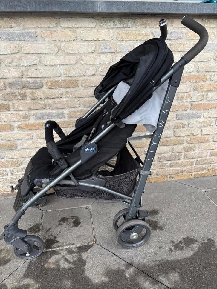 Chicco liteway buggy incl. regenhoes, Enfants & Bébés, Buggys, Comme neuf, Autres marques, Protection de pluie, Dossier réglable
