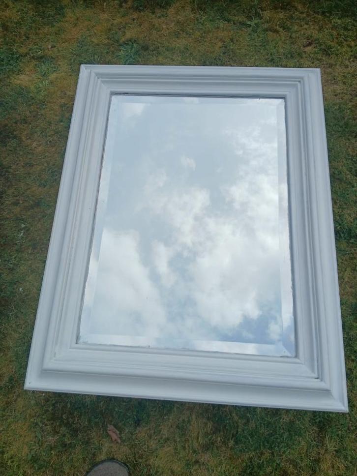 Landelijke witgeschilderde eiken spiegel 90 x 70 cm, Huis en Inrichting, Woonaccessoires | Spiegels, Gebruikt, 50 tot 75 cm, Minder dan 100 cm