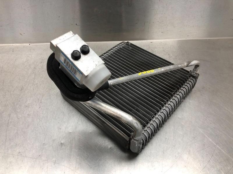 AIRCOVERDAMPER Kia Venga (01-2010/03-2019) (|977591P100|), Gebruikt, Kia