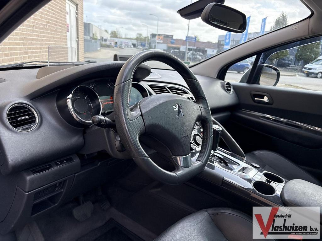 Peugeot 3008 1.6 THP Allure Automaat | Leder | Pano | Climat, Automaat, Monovolume, Zwart, Zwart