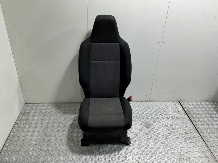 Stoel rechts van een Peugeot Partner (Partner 18-), Auto-onderdelen, Interieur en Bekleding, 12 maanden garantie, Gebruikt, -