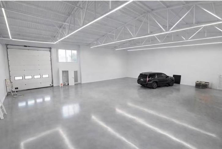 Entrepot à louer 400 m² Oreye (Liège), Immo, Garages & Places de parking, Province de Liège