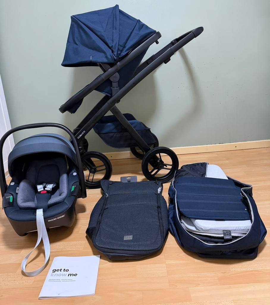 Dubatti Two E2 - Navy /Blu Met maxi cosi Pebbel 360, Kinderen en Baby's, Kinderwagens en Combinaties, Ophalen, Zo goed als nieuw