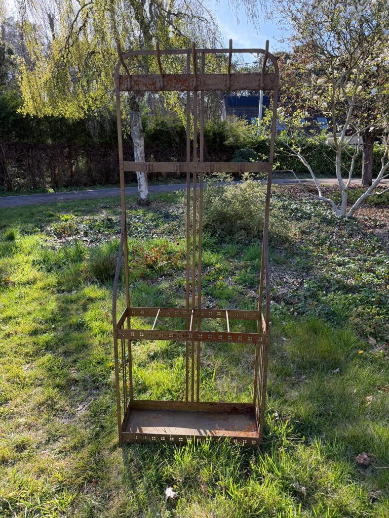 Metalen antiek rekje kapstok jassenhouder, Ophalen, Gebruikt, Metaal, Staande kapstok