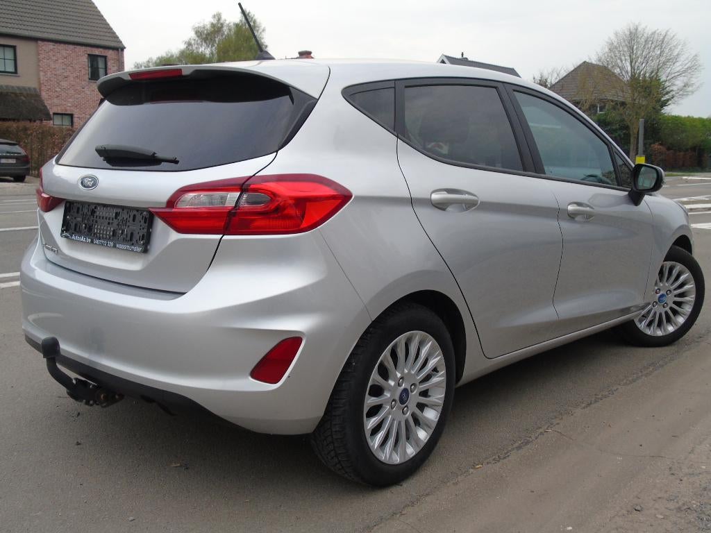 Ford Fiesta 1.1i Titanium*11/2017*AIRCO*1ste Eigen*WEINIG KM, Voorwielaandrijving, Stof, 4 cilinders, Fiësta
