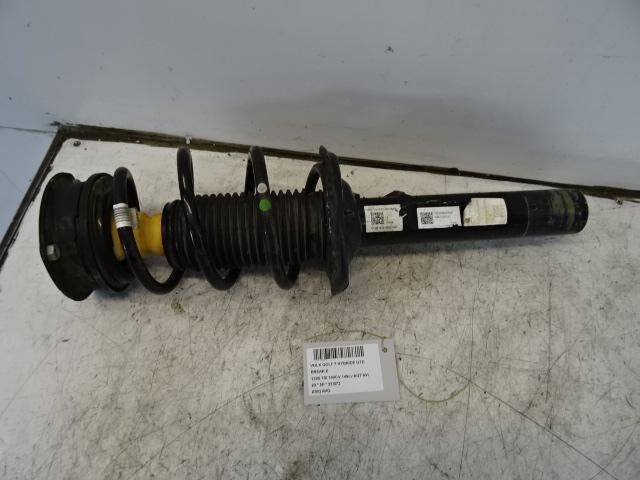 AMORTISSEUR OU ABSORBEUR DE CHOC AVANT DROIT Golf VII (AUA), Autos : Pièces & Accessoires, Suspension & Châssis, Volkswagen, Utilisé