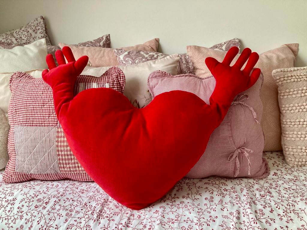 Knuffel hart met handjes ‘Hjarta’ IKEA, Ophalen, IKEA, Zo goed als nieuw, Middelgroot (20 tot 80 cm)