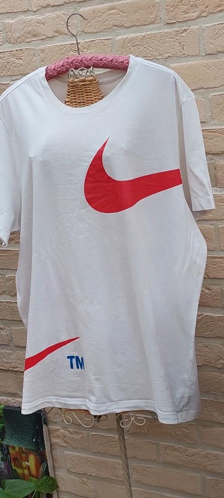 T shirt nike maat xxl 64cm van oksel tot oksel, Vêtements | Hommes, Grandes tailles, Enlèvement ou Envoi, Nike, Comme neuf, Chemise