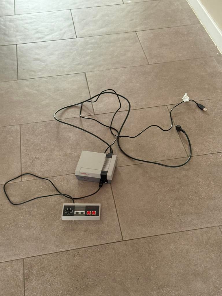 Classic Nintendo, Games en Spelcomputers, Spelcomputers | Nintendo NES, Ophalen, Zo goed als nieuw