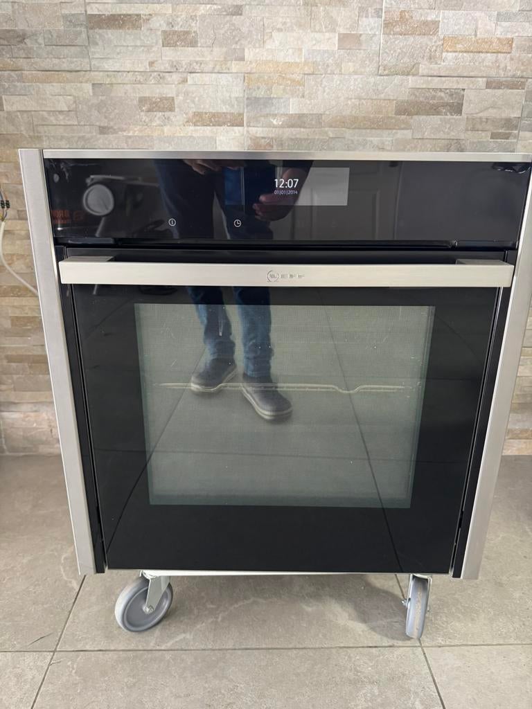 NEFF-oven in uitstekende staat, zelfreinigende pyrolyse, Ophalen, Zo goed als nieuw, Oven