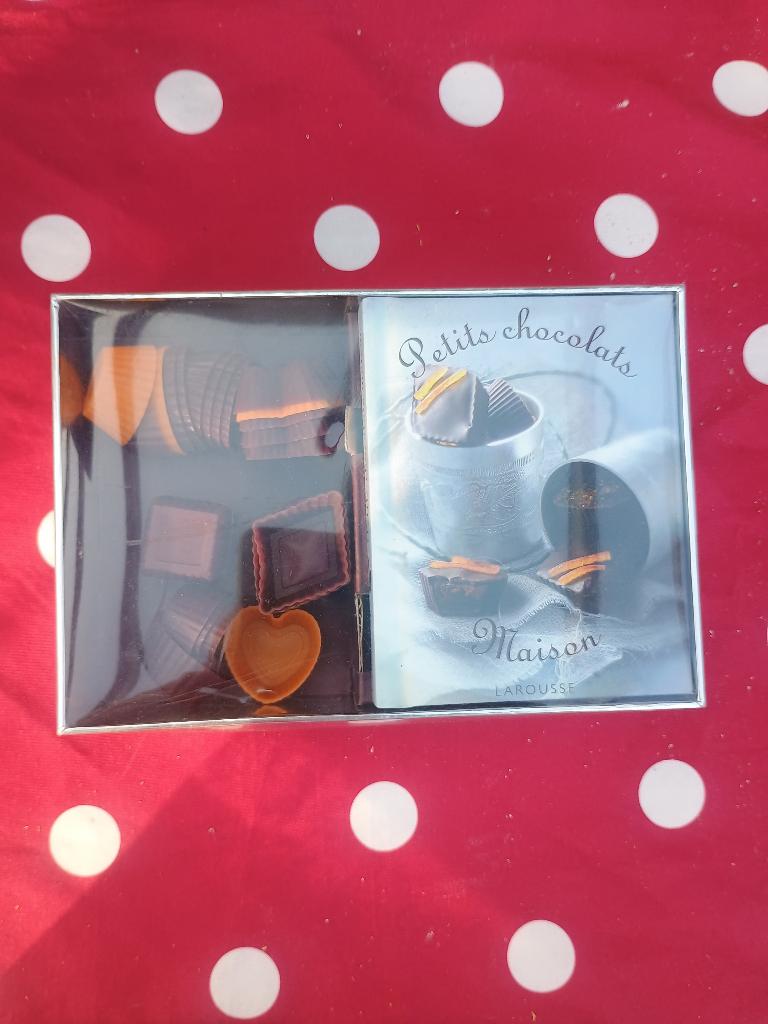 30 mini moules en silicone pour pâtisserie, Maison & Meubles, Neuf, Moins de 25 cm, Moins de 100 cm, Enlèvement