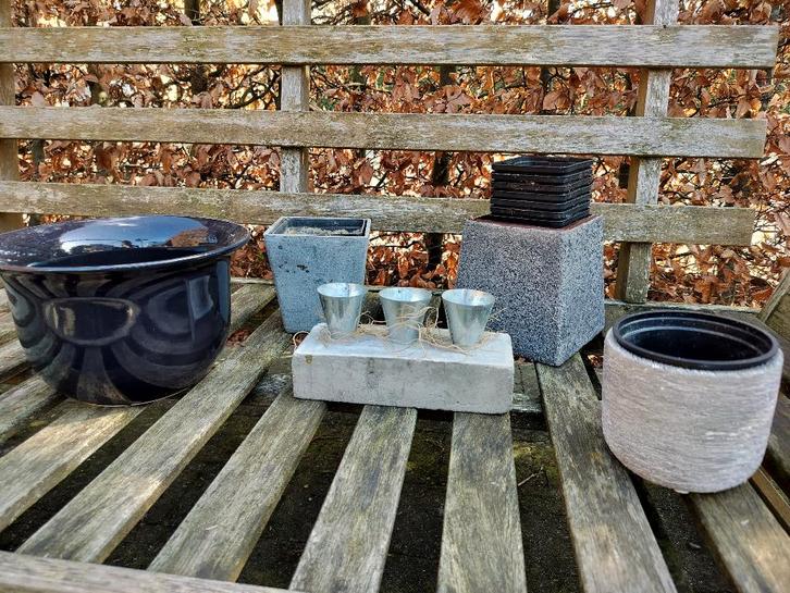 Complete 5-delige set bloempotten - Goede staat - Spotprijs!, Tuin en Terras, Bloempotten, Balkon, Tuin, Ophalen