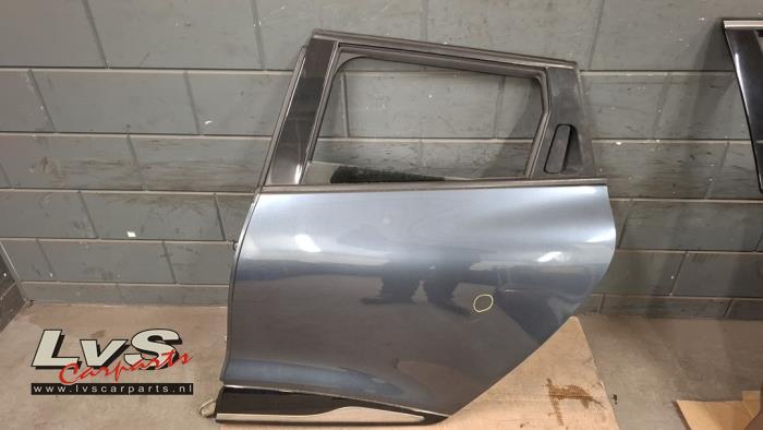 Portier 4Deurs links-achter van een Renault Clio (TEKPN), Gebruikt, -, -, Ophalen of Verzenden