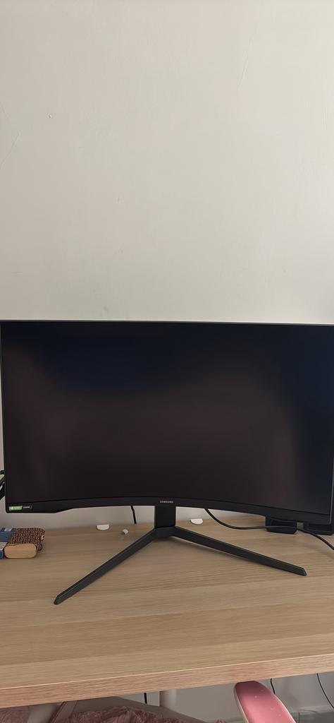 Moniteur Samsung Odyssey G7 QLED 32 pouces, Gaming, Moins de 1 ms, HDMI, Comme neuf