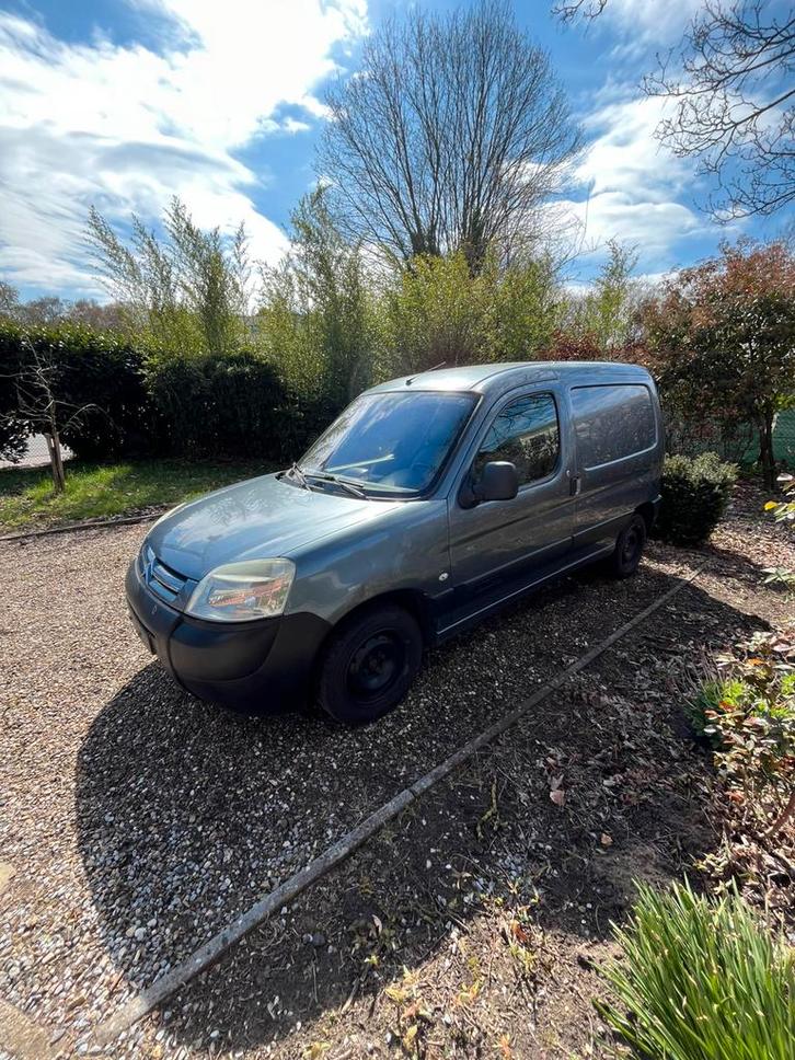 Te koop: Citroën berlingo 1.6 hdi, Auto's, Citroën, Particulier, Berlingo, Airconditioning, Elektrische buitenspiegels, Elektrische ramen