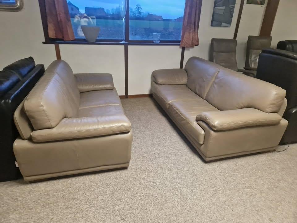 TAUPE BUFFELLEDEREN SALON 3 EN 2 ZIT, Ophalen, Gebruikt, Leer