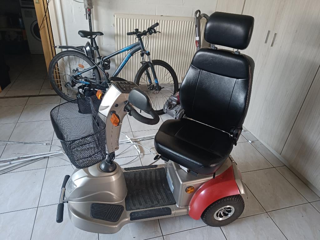 Scootmobiel, Diversen, Brommobielen en Scootmobielen, Ophalen, Zo goed als nieuw, 15 km of minder, Vermeiren
