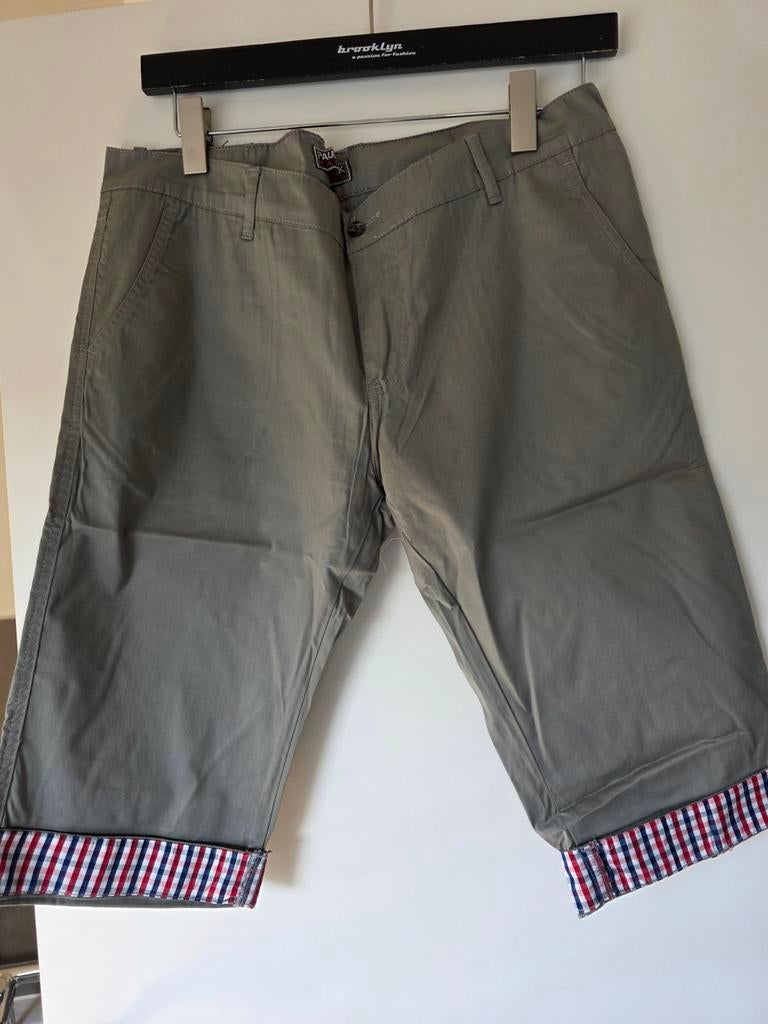 Bermuda, taille 33., Vêtements | Hommes, Enlèvement