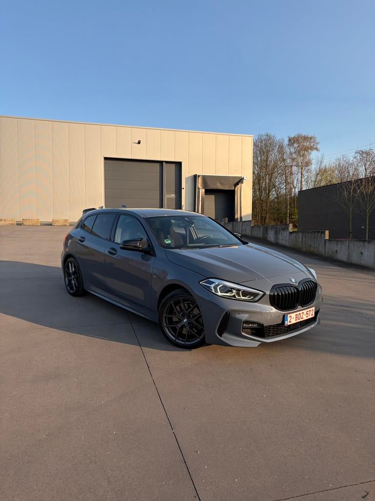 BMW 120i F40, Argent ou Gris, Achat, Euro 6, 5 portes