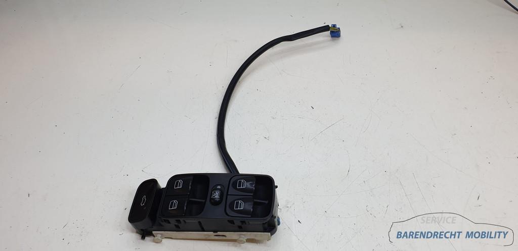 Raamschakelaar W209 CLK Mercedes Coupe cabrio origineel gebr, Gebruikt, Mercedes-Benz AG, Mercedes-Benz, Mercedesstrasse 120
70372  Stuttgart, DE