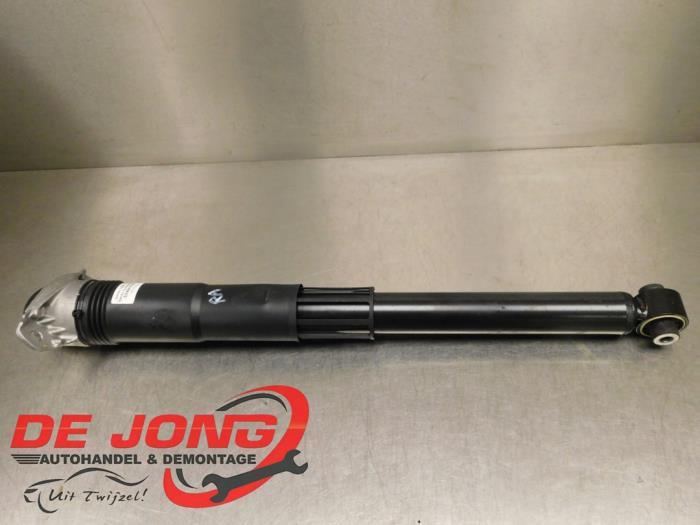 Amortisseur arrière droit d'un Volkswagen Golf, Autos : Pièces & Accessoires, Suspension & Châssis, Volkswagen, Utilisé, 3 mois de garantie