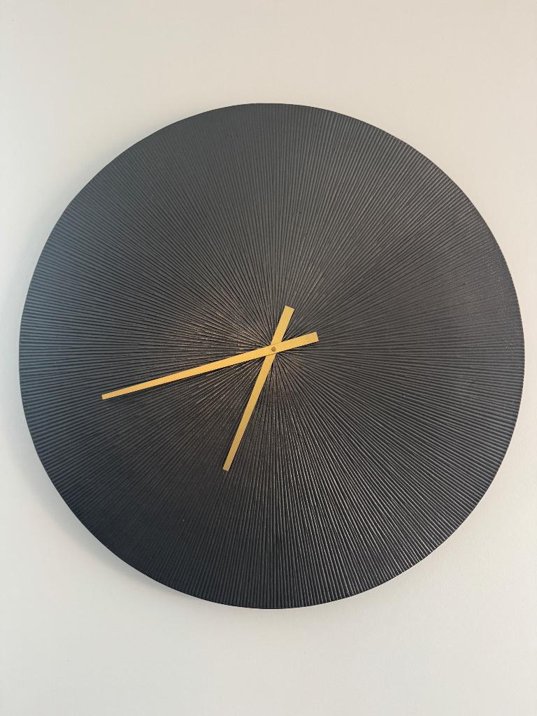 Salt & Pepper wandklok, Maison & Meubles, Accessoires pour la Maison | Horloges, Enlèvement, Neuf, Analogique, Horloge murale