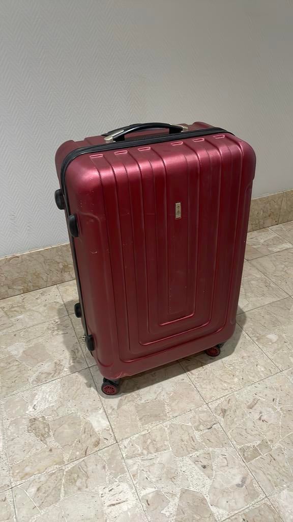 Valise de voyage en roulettes XXL, Plastique dur, Enlèvement, Utilisé, 55 cm ou plus