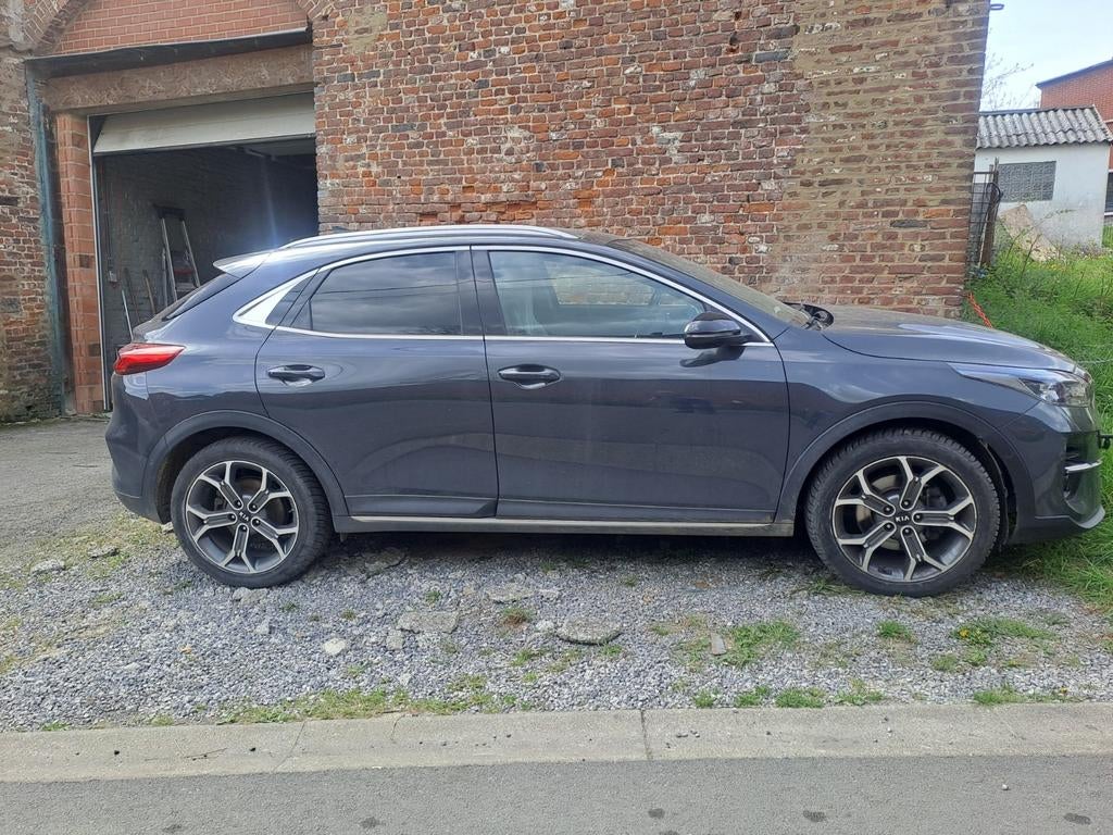 KIA  Xceed CRDI 2022  MOTEUR HS, Autos, Kia, XCeed, Achat, Euro 6, Noir