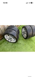 Pirelli Runflat 225/40/18 + 255/35/18 BMW breedset opknapset, Autos : Pièces & Accessoires, Pneus & Jantes, Pneus hiver, Enlèvement