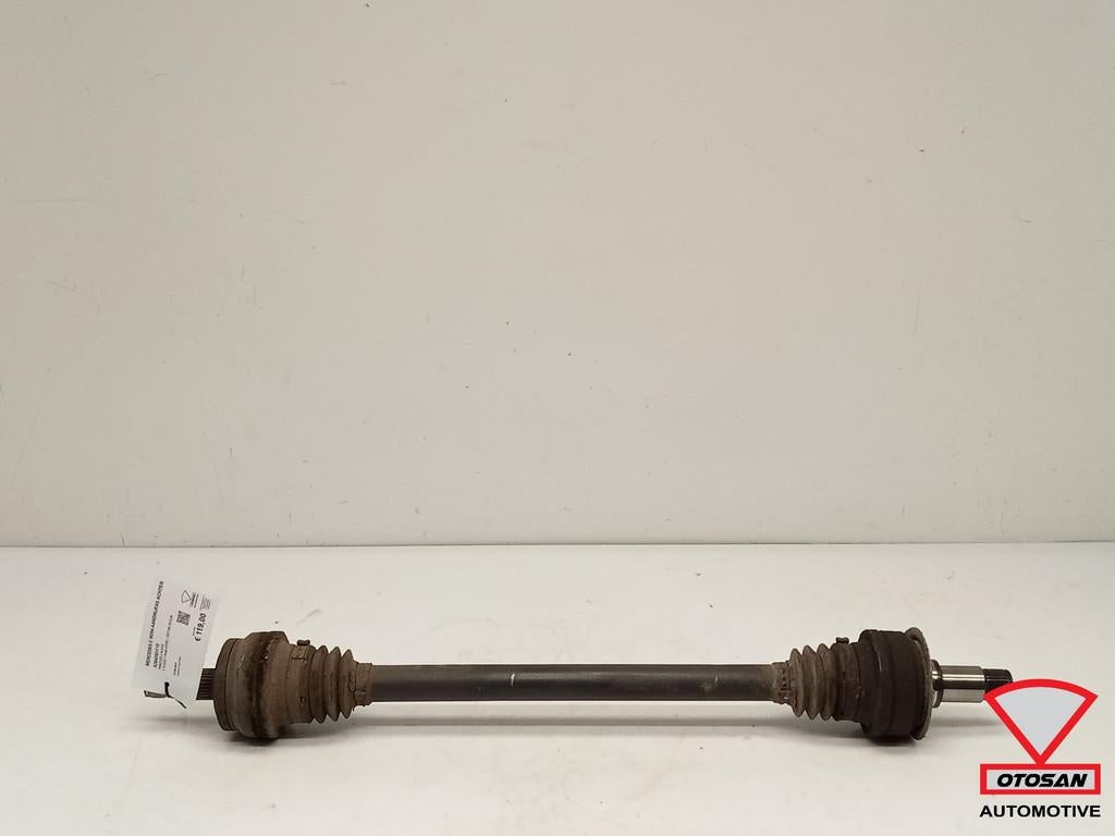 Arbre de transmission Mercedes C W204 arri re gauche droite, Mercedes-Benz AG, Mercedes-Benz, Utilisé, Mercedesstrasse 120
70372  Stuttgart, DE