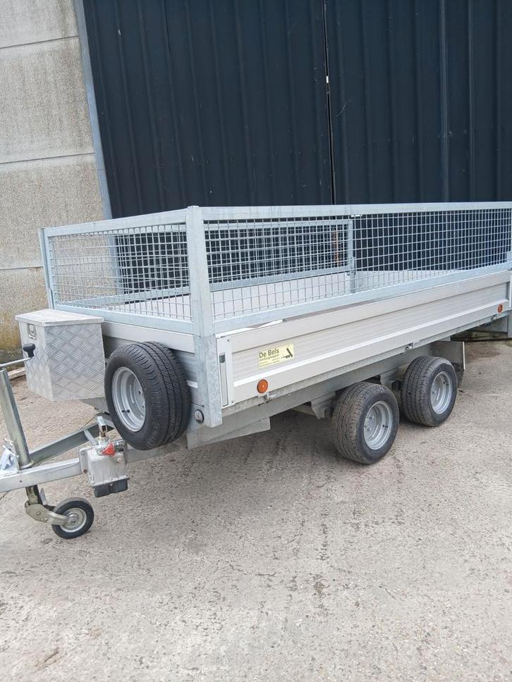 Remorque à benne basculante de 750 kg en très bon état !, Autos : Divers, Remorques, Comme neuf, Enlèvement