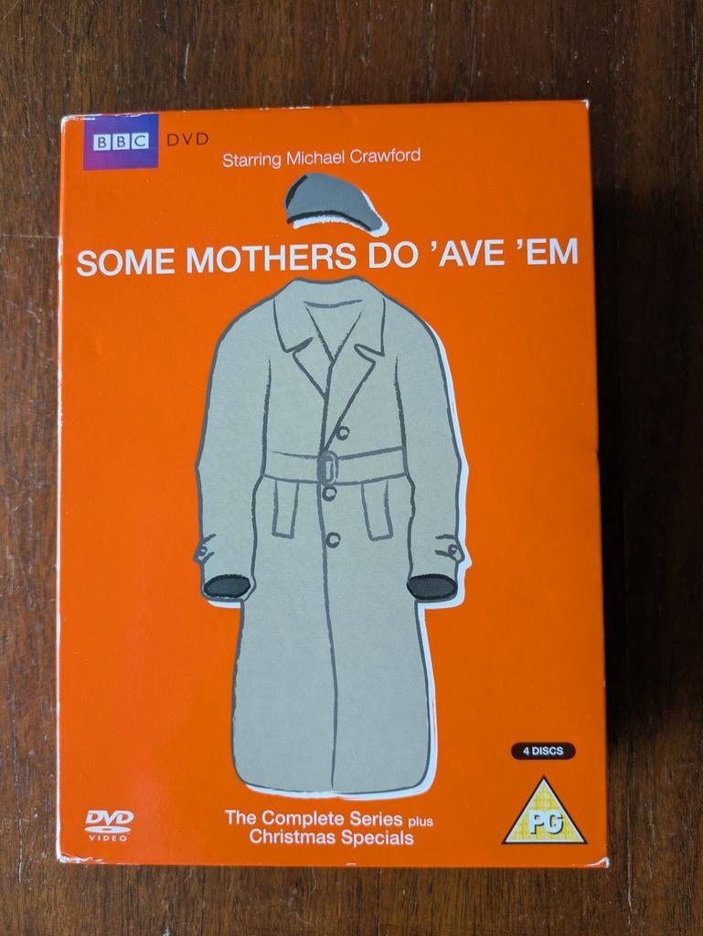 dvd box Some mothers do 'ave 'em (geen NL ondertiteling), CD & DVD, DVD | TV & Séries télévisées, Enlèvement ou Envoi, Comme neuf