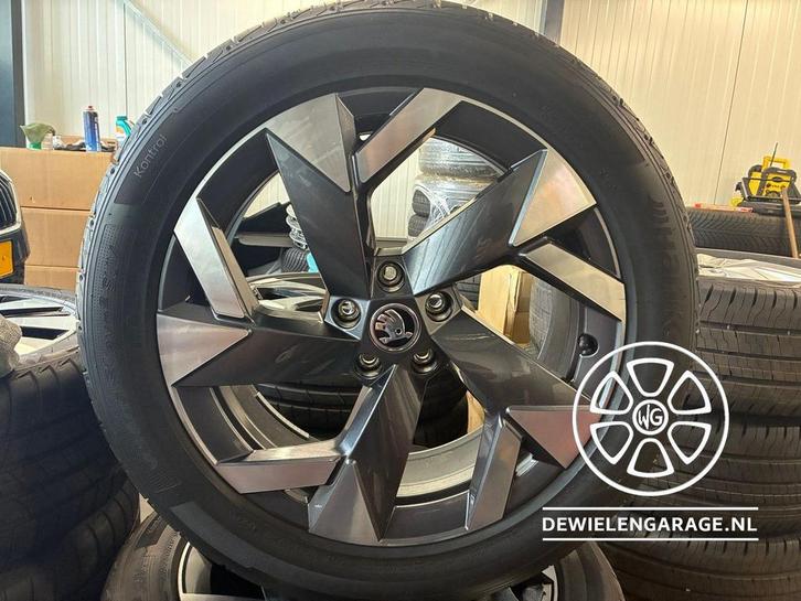 19 inch Skoda Kodiaq TIRSULI Origineel NIEUW Sportline 5x112, Auto-onderdelen, Banden en Velgen, Banden en Velgen, Zomerbanden