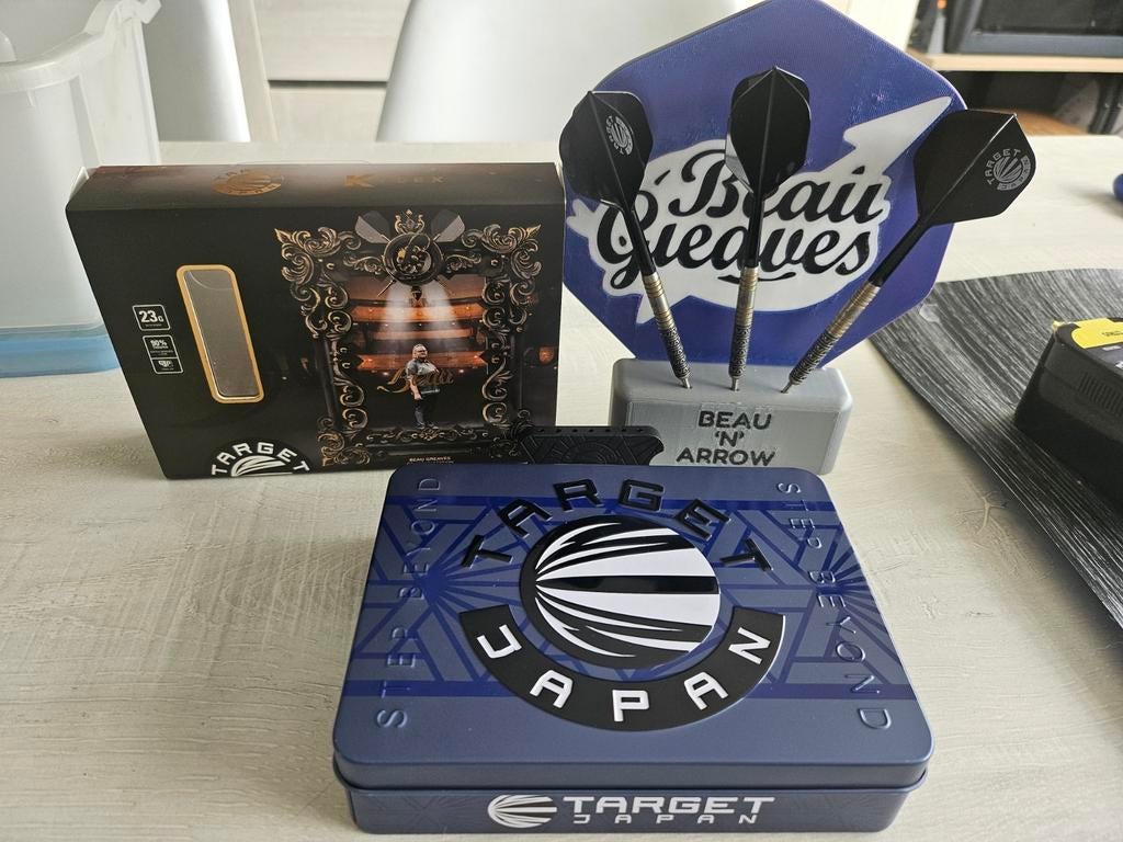 Darts beau greaves 23 gram met voetje, Sport en Fitness, Darts, Ophalen