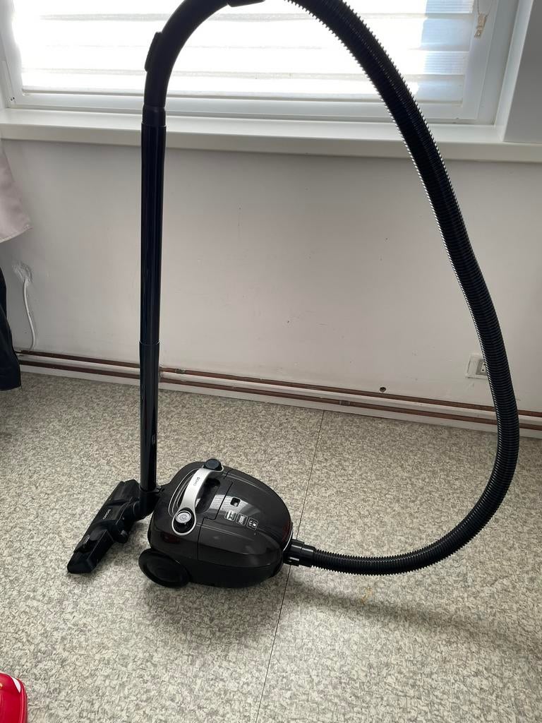 Aspirateur Domo état neuf 10 euros, Electroménager, Enlèvement, Comme neuf, Aspirateur