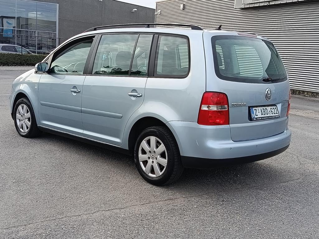 Touran Automaat/benzine/ 1.6Cc/85 kw/, Auto's, Automaat, Monovolume, 1590 cc, Bedrijf